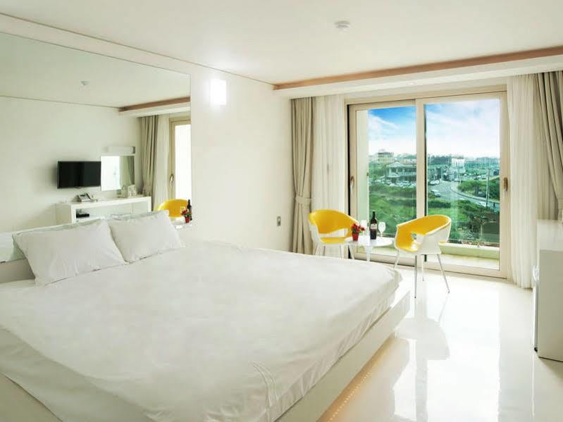 Hotel Ciel Bleu Jeju Exterior foto